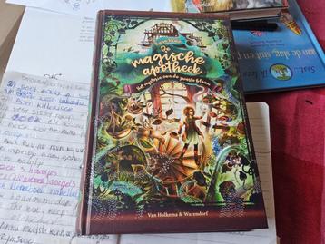 Magische Apotheek Het mysterie van de zwarte bloem  beschikbaar voor biedingen