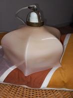 Te koop zeer mooie antieke zacht roze hanglamp, Ophalen of Verzenden, Zo goed als nieuw, Glas, Minder dan 50 cm