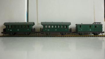 2 Fleischmann H0 personenwagons + 1 bagagewagon beschikbaar voor biedingen