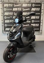 PIAGGIO ZIP 45 km/h, CARBON FULL OPTION BROM NIEUW 0KM!!, Ophalen, Nieuw, Zip