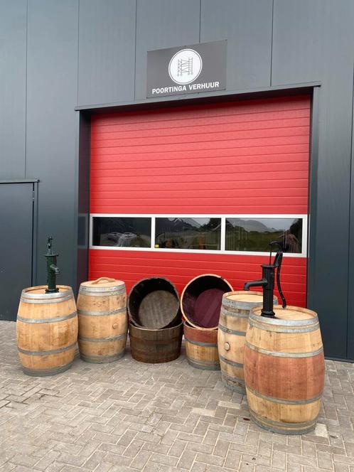 Wijnvaten/wiskyvaten te koop halfe / met pomp / deksel, Tuin en Terras, Regentonnen, Zo goed als nieuw, Hout, 150 liter of meer
