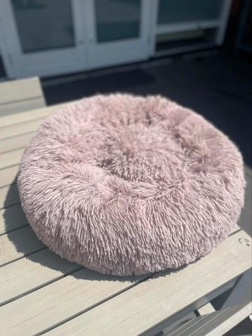 Donut taupe medium beschikbaar voor biedingen