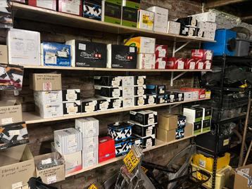 Derbi nieuwe cilinders ot en nt verschillende merken beschikbaar voor biedingen