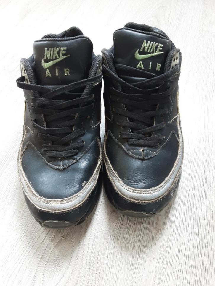 Zwarte Nike Air Max - Maat 36, Kleding | Dames, Schoenen, Gedragen, Sneakers of Gympen, Zwart, Ophalen of Verzenden