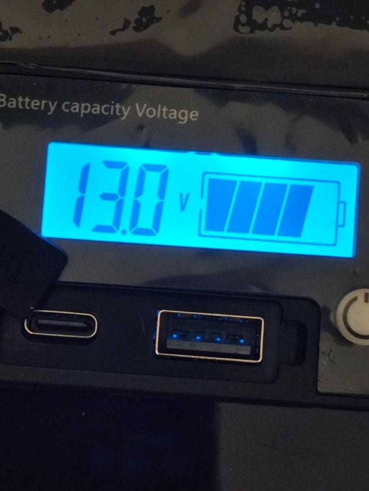 LiFePO4 accu 180 Ah 12V incl. lader en 2000W inverter, Caravans en Kamperen, Camper-accessoires, Zo goed als nieuw, Ophalen of Verzenden