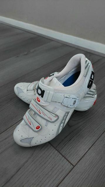 Nieuwe Sidi Genius 5 fit wielrenschoenen. Mt 40 beschikbaar voor biedingen