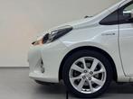 Toyota Yaris 1.5 Full Hybrid Dynamic Camera Navi Cruise, Auto's, Toyota, Euro 5, 1497 cc, Gebruikt, Zwart