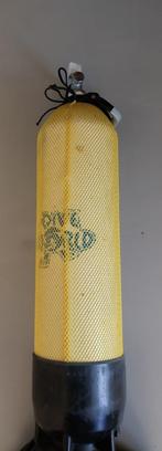 12 liter duikfles keur DIN + INT insert  net kraan en voet, Watersport en Boten, Duiken, Ophalen of Verzenden, Zo goed als nieuw