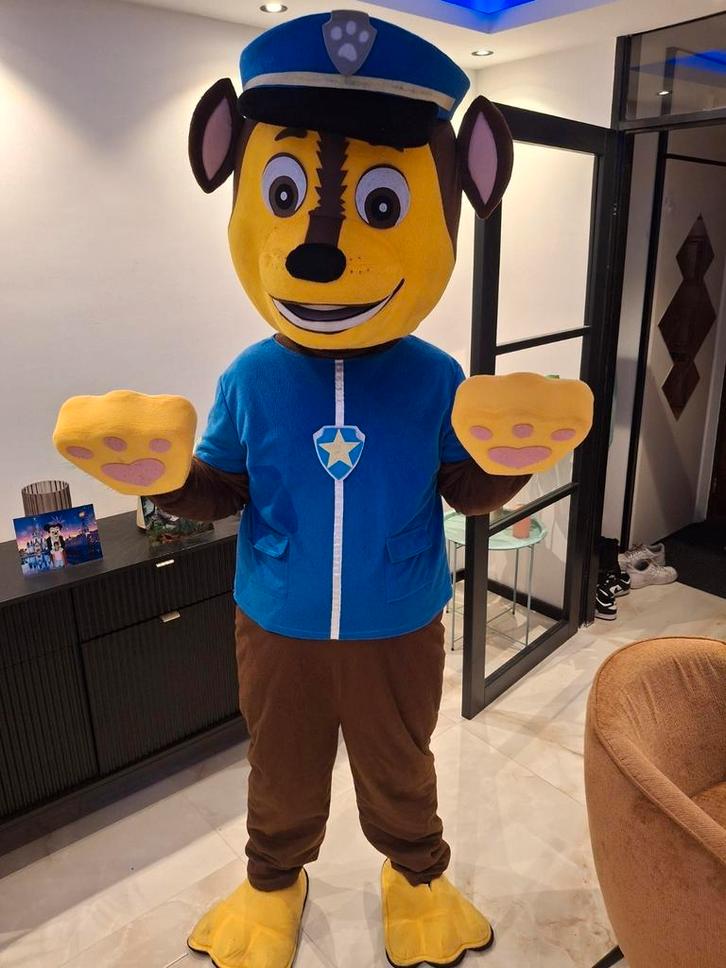 Pawpatrol Chase mascotte te huur, Hobby en Vrije tijd, Feestartikelen | Verhuur, Zo goed als nieuw, Overige, Ophalen of Verzenden