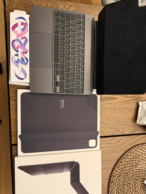 Apple - iPad Pro 13"(M4),512+5G,Black,Magic Keyboard, Pencil, Computers en Software, Apple iPads, Zo goed als nieuw, Apple iPad