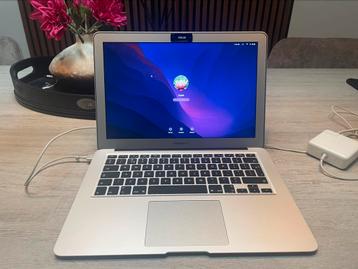 Apple macbook air 13,3 Inch NIEUWSTAAT! Krasvrij! beschikbaar voor biedingen