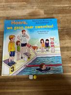 Hoera, we gaan naar zwemles!, Boeken, Fictie algemeen, Jongen of Meisje, Ophalen of Verzenden, Zo goed als nieuw