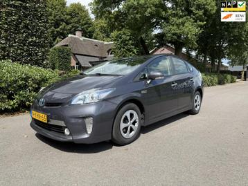 Toyota Prius 1.8 Plug-in navi, stoelver. leder beschikbaar voor biedingen