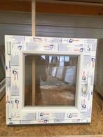 Kozijn draaikiep breed 60 cm hoog 60-70-80 cm., Doe-het-zelf en Verbouw, Kozijnen en Schuifpuien, Niet ingevuld, Kunststof, Minder dan 75 cm