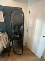 Vitrinekast van Dutchbone - zo goed als nieuw. Nieuw €650,-, Ophalen, 50 tot 100 cm, Glas, Landelijk industrieel