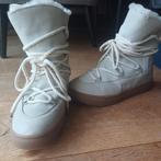 Yaya teddy bont gevoerde laarsjes mt 39, Ophalen of Verzenden, Zo goed als nieuw, Beige