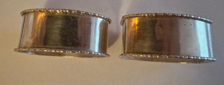 Twee zilveren servetringen, dames- en herenmodel, Antiek en Kunst, Antiek | Goud en Zilver, Zilver, Ophalen of Verzenden