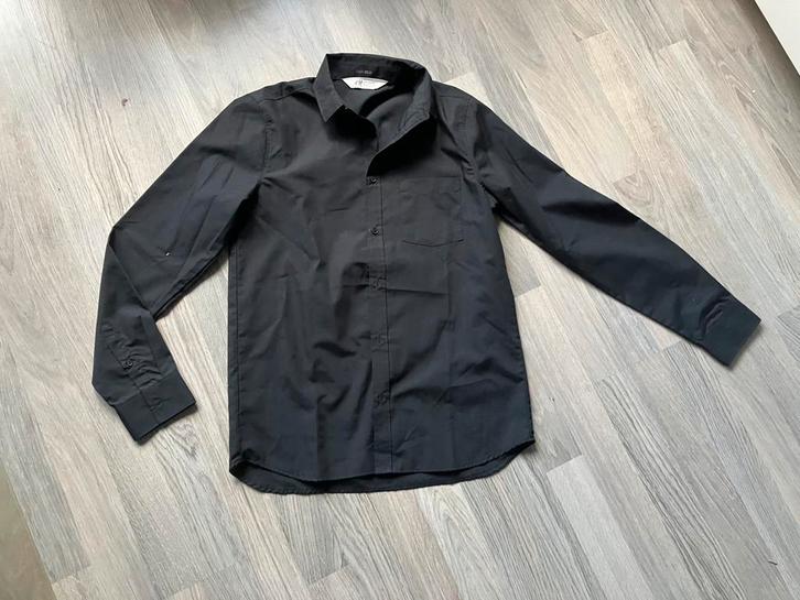 Mooi zwart overhemd van H&M maat 164 koopje, Kinderen en Baby's, Kinderkleding | Maat 164, Ophalen of Verzenden