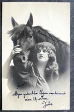 Zowel het paard als de dame heeft lange haren, 1919, Verzamelen, Ansichtkaarten | Dieren, Paard, Ongelopen, Voor 1920, Verzenden