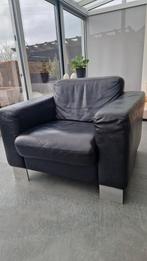 Twee leren zwarte fauteuils lekker ruim, Huis en Inrichting, Ophalen, Gebruikt, 75 tot 100 cm