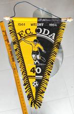 FC Oda Weert 1984
 prachtige vintage vaan, Ophalen of Verzenden, Zo goed als nieuw
