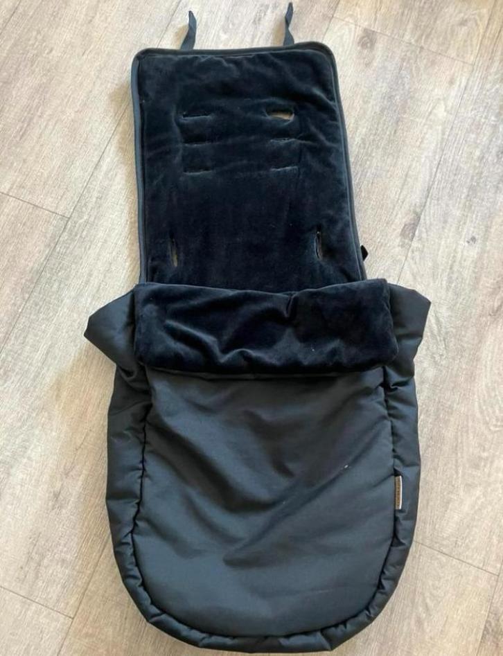 Zwarte universele Topmark Voetenzak Jip, Kinderen en Baby's, Dekens, Slaapzakjes en Inbakerproducten, Gebruikt, Deken, 85 tot 100 cm