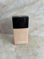 Chanel Vitalumiere Aqua Foundation 30ML B10 Tester, Sieraden, Tassen en Uiterlijk, Uiterlijk | Cosmetica en Make-up, Beige, Gehele gezicht