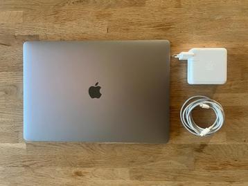 MacBook Pro (15-inch, 2016) 2,6 Ghz - i7 - 16GB - 500GB beschikbaar voor biedingen