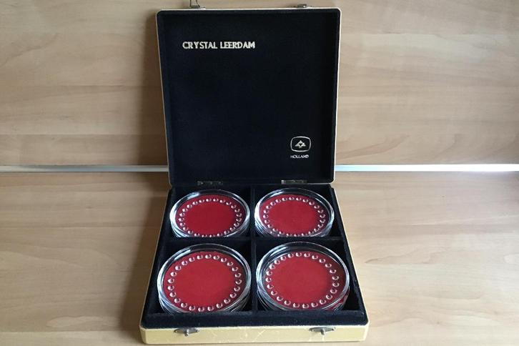 Crystal Leerdam 12 glazen onderzetters in kistje, Antiek en Kunst, Antiek | Glas en Kristal, Ophalen of Verzenden