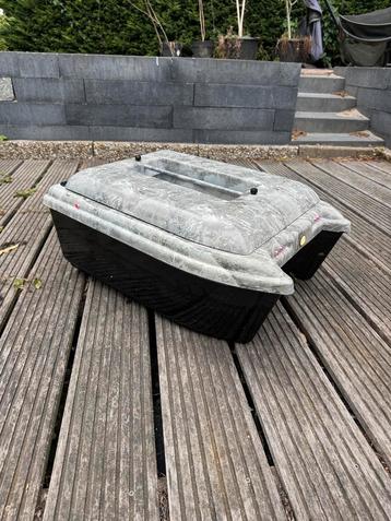 Interceptor / Fisch Feeder 4 met Vexilar dieptemeter beschikbaar voor biedingen