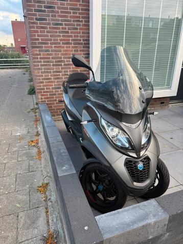 PIAGGIO MP3 500 HPE SPORT | ABS/ASR | LED | AKRAPOVIC beschikbaar voor biedingen