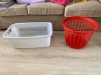 2 Kunststof wasmanden - Wit & Rood, Ophalen, Kunststof, Gebruikt, Mand
