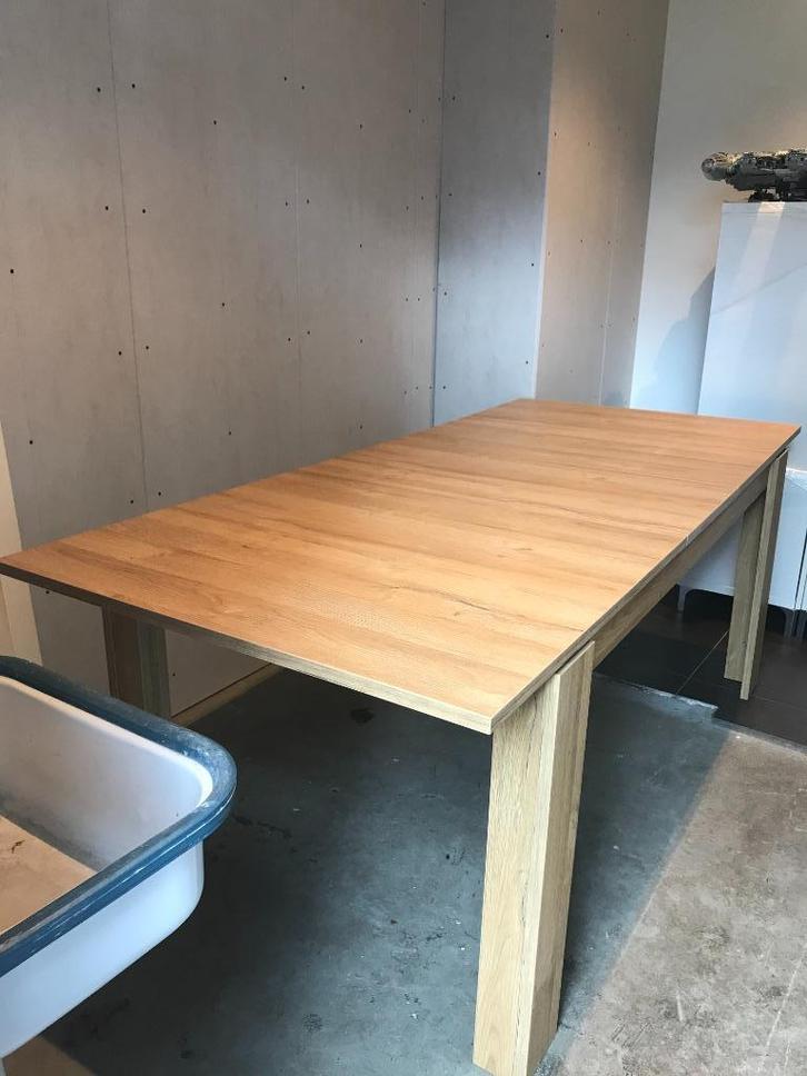 Uitschuifbare eettafel – eikenlook, in zeer goede staat, Huis en Inrichting, Tafels | Eettafels, Zo goed als nieuw, 50 tot 100 cm