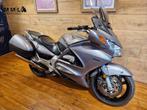 HONDA SC51E (bj 2003), 4 cilinders, Motorrijbewijs A, Bedrijf, Meer dan 35 kW