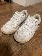 Schoenen Nike maat 33, Kinderen en Baby's, Kinderkleding | Schoenen en Sokken, Ophalen of Verzenden, Zo goed als nieuw, Schoenen