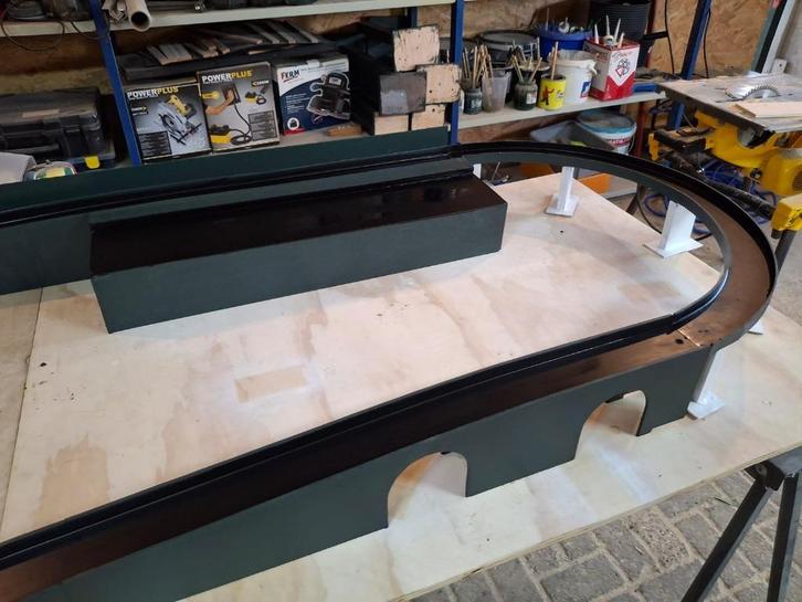 modeltrein ho, Hobby en Vrije tijd, Modeltreinen | H0, Gebruikt, Brug, Tunnel of Gebouw, Gelijkstroom, Overige merken, Ophalen of Verzenden