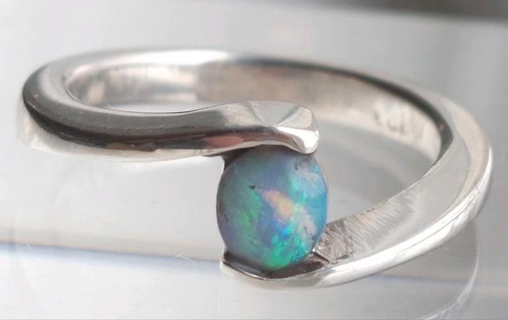 Zilveren Crystal Opaal ring M 17.4 steen Dia 0,5 cm Kristal, Sieraden, Tassen en Uiterlijk, Antieke sieraden, Ring, Zilver, Met edelsteen