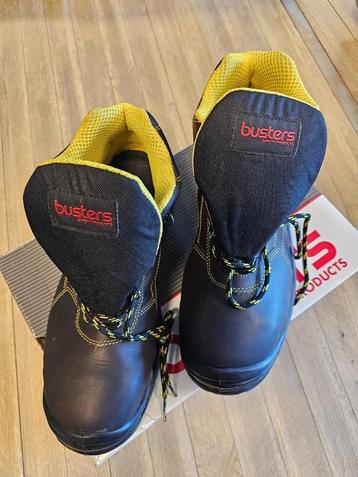 Werkschoenen beschikbaar voor biedingen