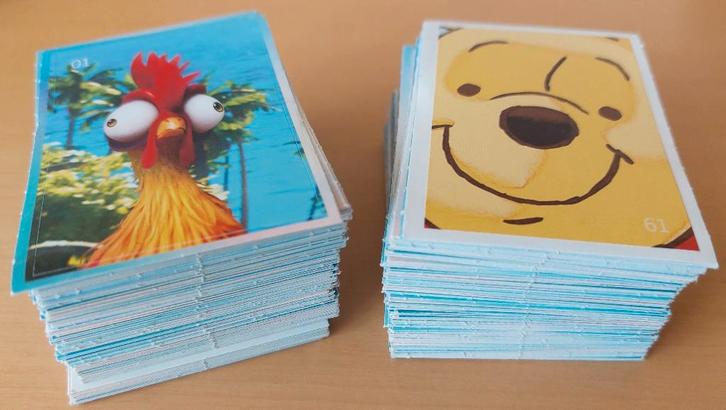 Set à 70 verschillende Disney stickers/plaatjes - NU € 5,00, Verzamelen, Supermarktacties, Albert Heijn, Ophalen
