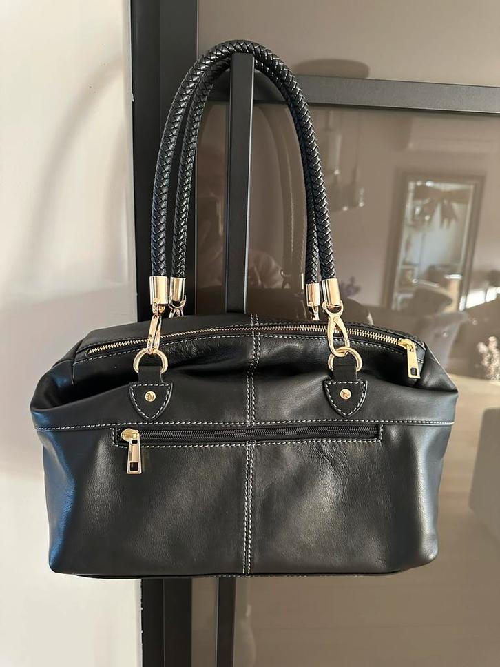 Nunoo tas zwart, Sieraden, Tassen en Uiterlijk, Tassen | Damestassen, Zo goed als nieuw, Handtas, Zwart, Ophalen of Verzenden