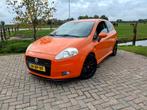 Strakke en nette opvallende punto. 16v turbo sport, Auto's, Fiat, Voorwielaandrijving, 15 km/l, Origineel Nederlands, Handgeschakeld