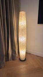 Vloerlamp gold schelpen 155 cm met kleine beschadiging, Huis en Inrichting, Lampen | Vloerlampen, Ophalen, Zo goed als nieuw, 100 tot 150 cm