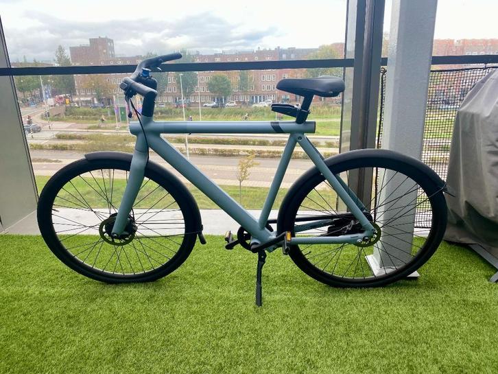 VanMoof S3 – Electric Blue – Error 17 (battery issue), Fietsen en Brommers, Elektrische fietsen, Gebruikt, Vanmoof, 59 cm of meer