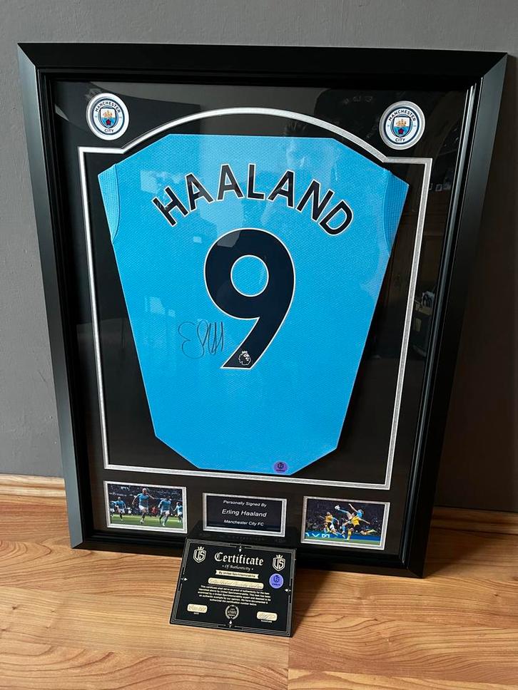 Gesigneerd Erling Haaland shirt met COA, Sport en Fitness, Overige Sport en Fitness, Nieuw, Ophalen