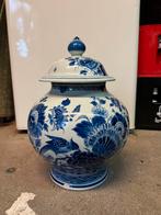 Delfts Blauwe Dekselvaas - Handgeschilderd, Ophalen of Verzenden