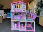 Barbie Dreamhouse 2020 - 119 cm hoog!, Ophalen, Zo goed als nieuw, Poppenhuis