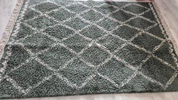 Vloerkleed 120×170 cm  beschikbaar voor biedingen