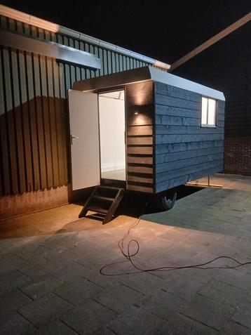 Pipokar/tuinhuisje/speelhuisje /trekkershut beschikbaar voor biedingen
