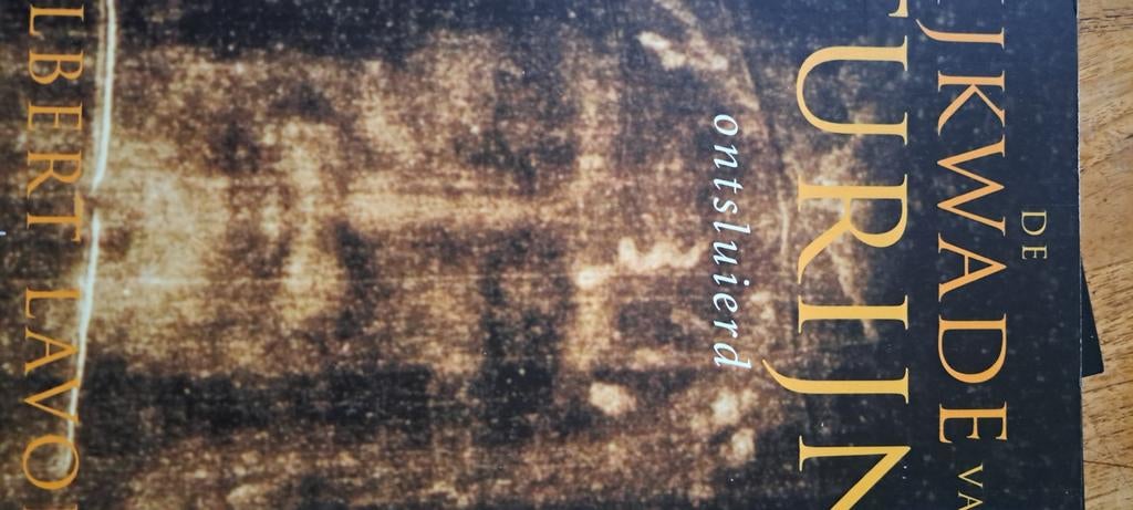 G.R. Lavoie - De lijkwade van Turijn ontsluierd, Ophalen of Verzenden, Zo goed als nieuw, G.R. Lavoie