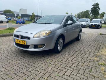 Fiat Bravo 1.4 16V 120 5DR 2008 Grijs beschikbaar voor biedingen